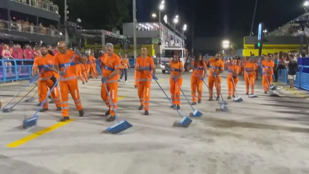 Garis da Comlurb na Sapucaí