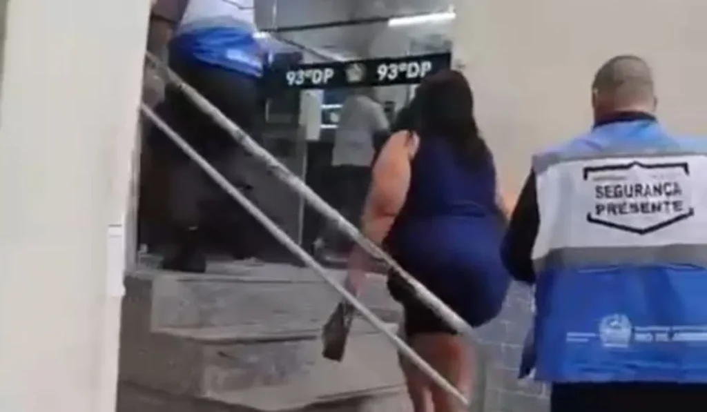 Receptadora foi encaminhada à 93ª DP