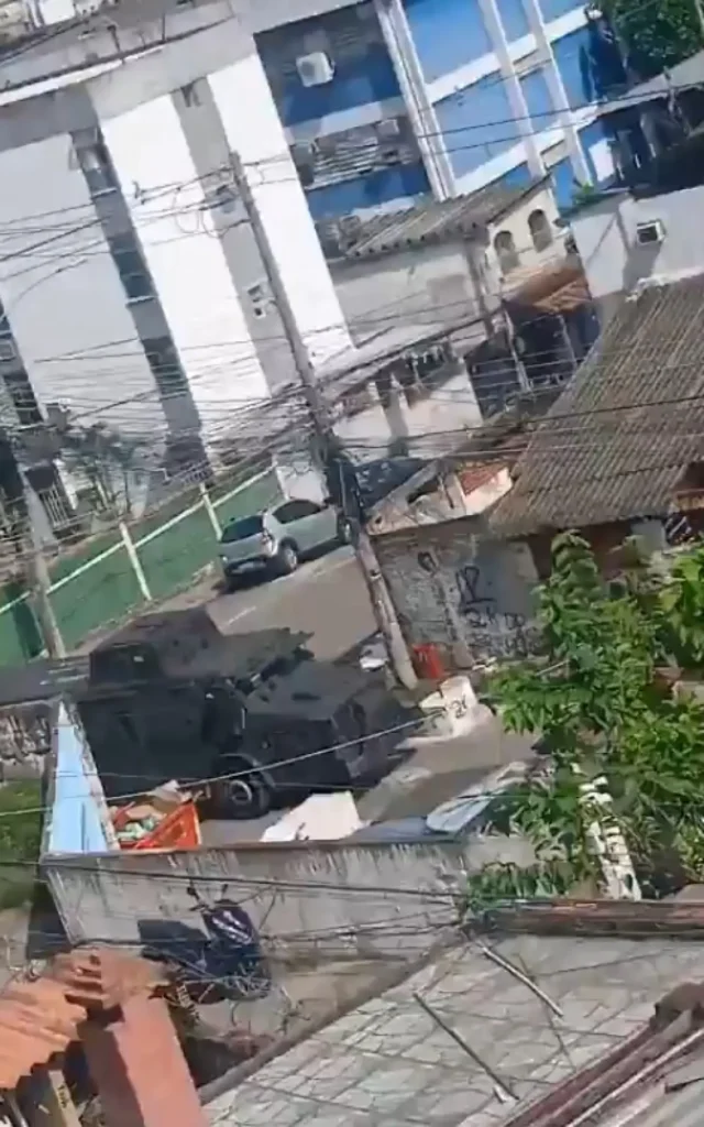 operação em Vila Kosmos