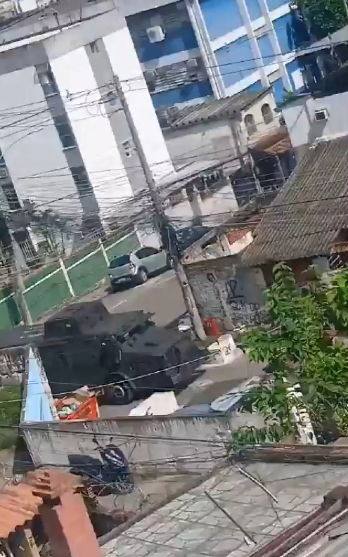 operação em Vila Kosmos