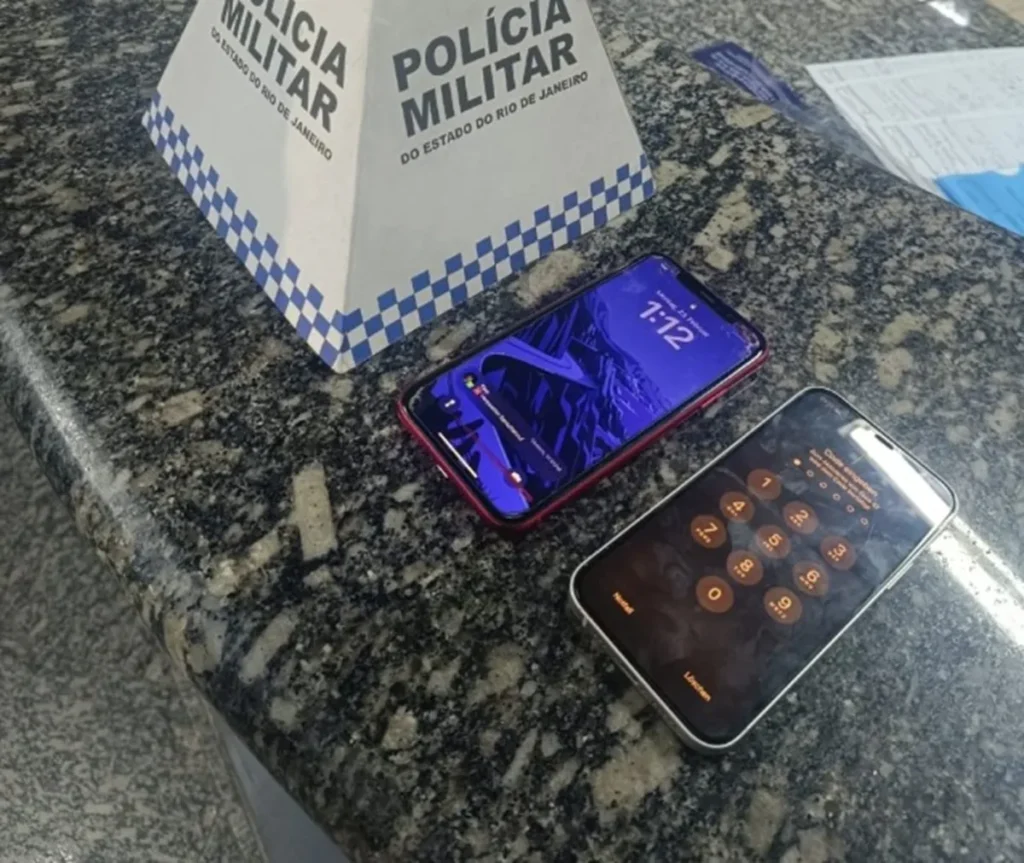 PM recupera celulares de turistas