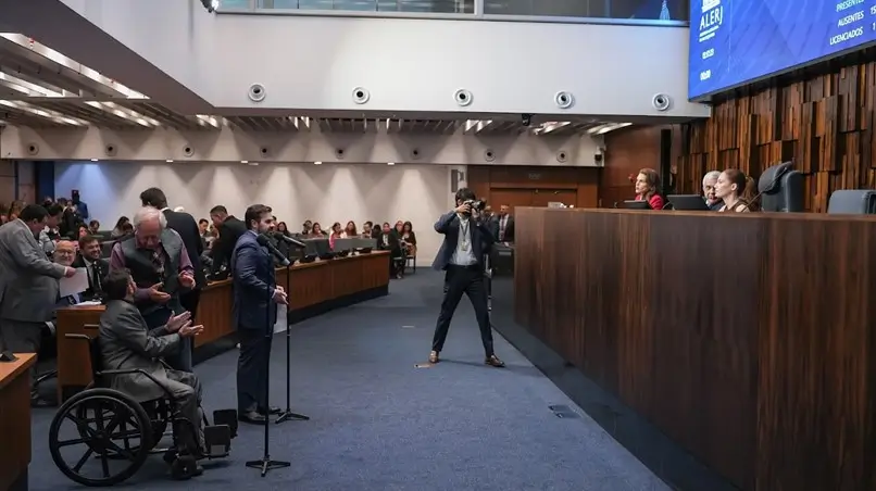 Alerj aprova folga anual para exames de prevenção ao câncer de mama e colo do útero
