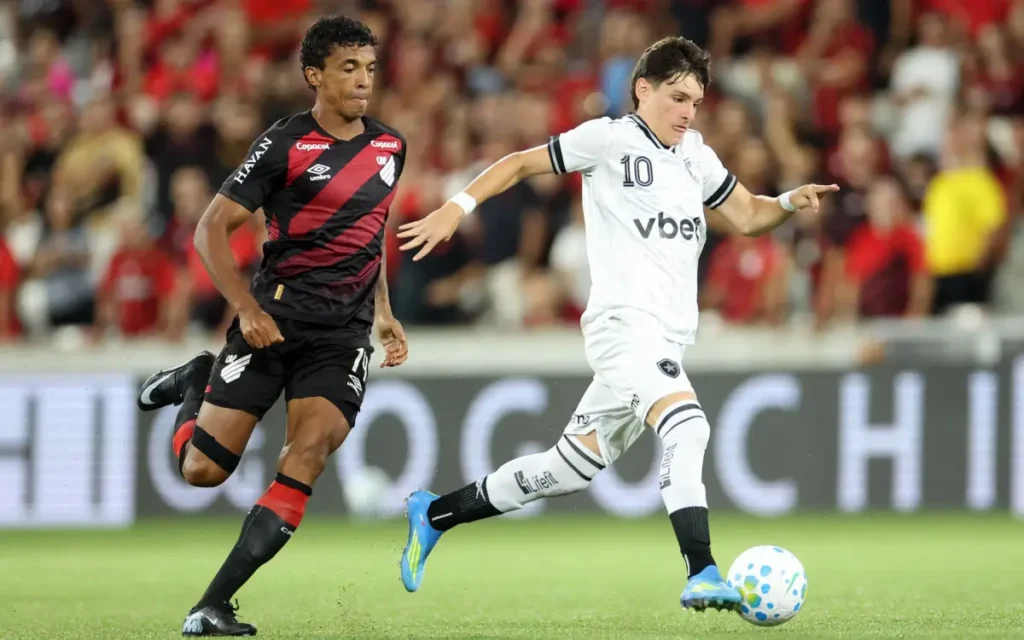 Botafogo perde para o Athletico-PR