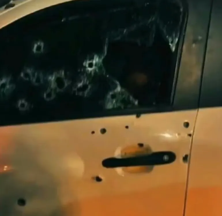Carro Baleado