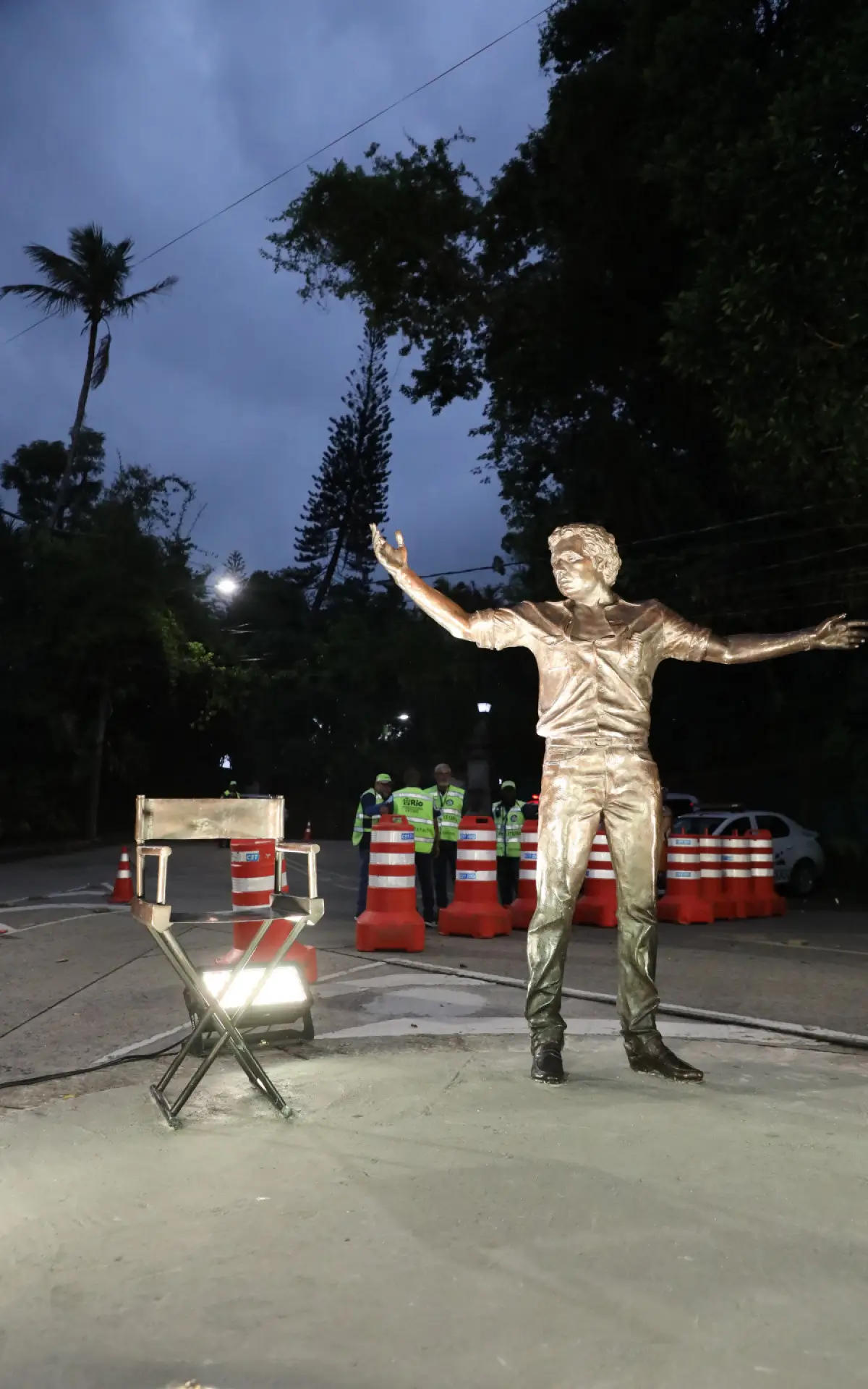 Estátua de Cacá Diegues