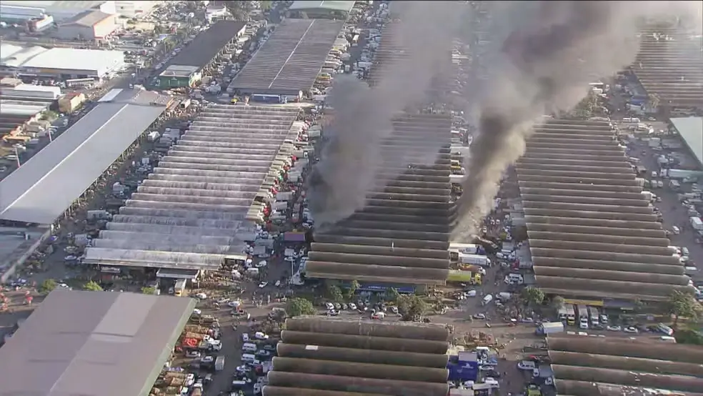 Incêndio na Ceasa RJ