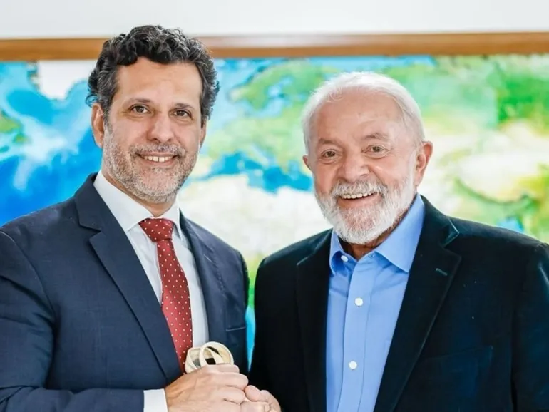 Leonardo Barchini novo ministro da Educação