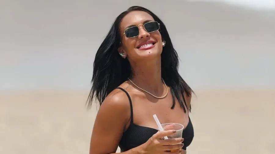 Maxiane de biquíni