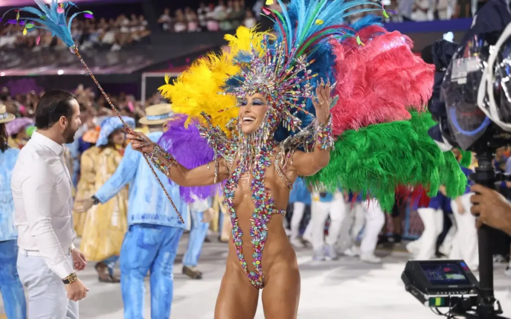 Sabrina Sato na Vila Isabel