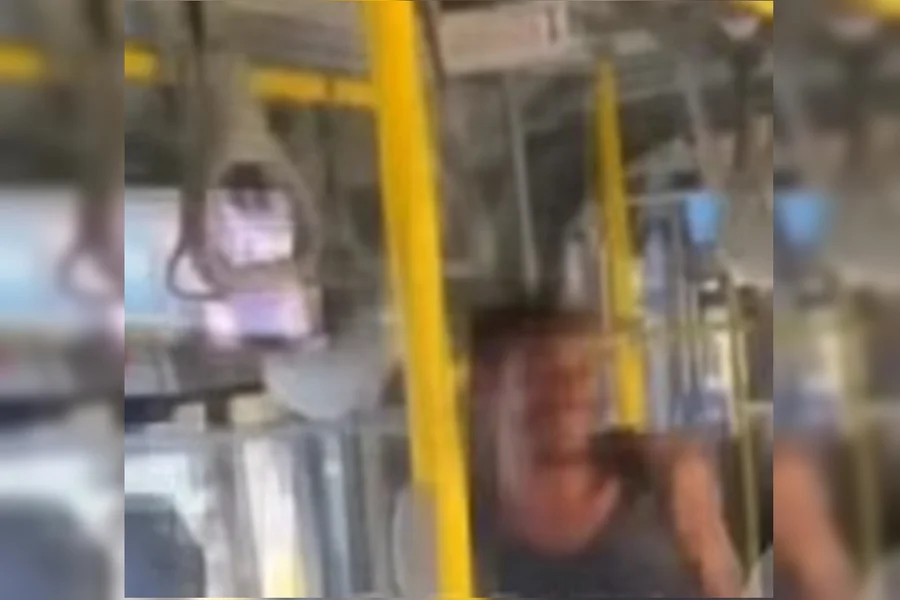 confusão em ônibus no DF