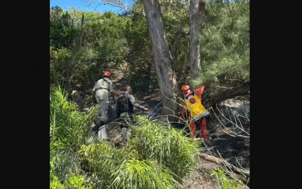 incêndio na Praia do Peró