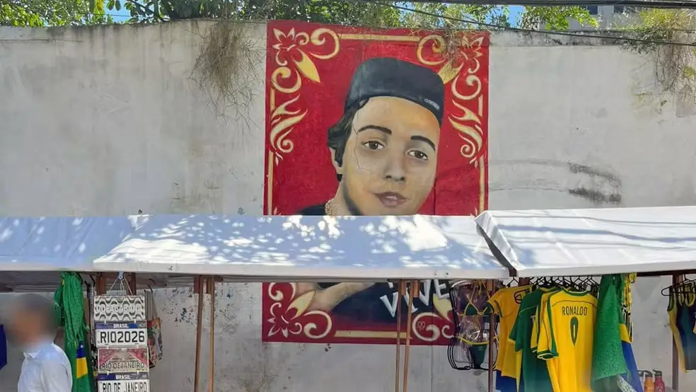 mural na Lapa em homenagem a filho de traficante Abelha