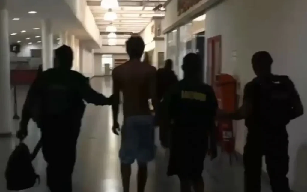 Dupla foi levada inicialmente para a sede da Desarme