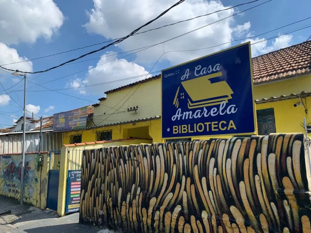 A Casa Amarela