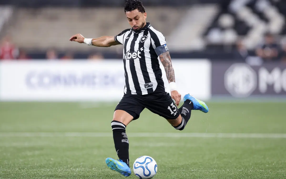 Alex Telles do Botafogo
