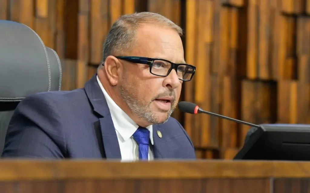 Deputado Guilherme Delaroli