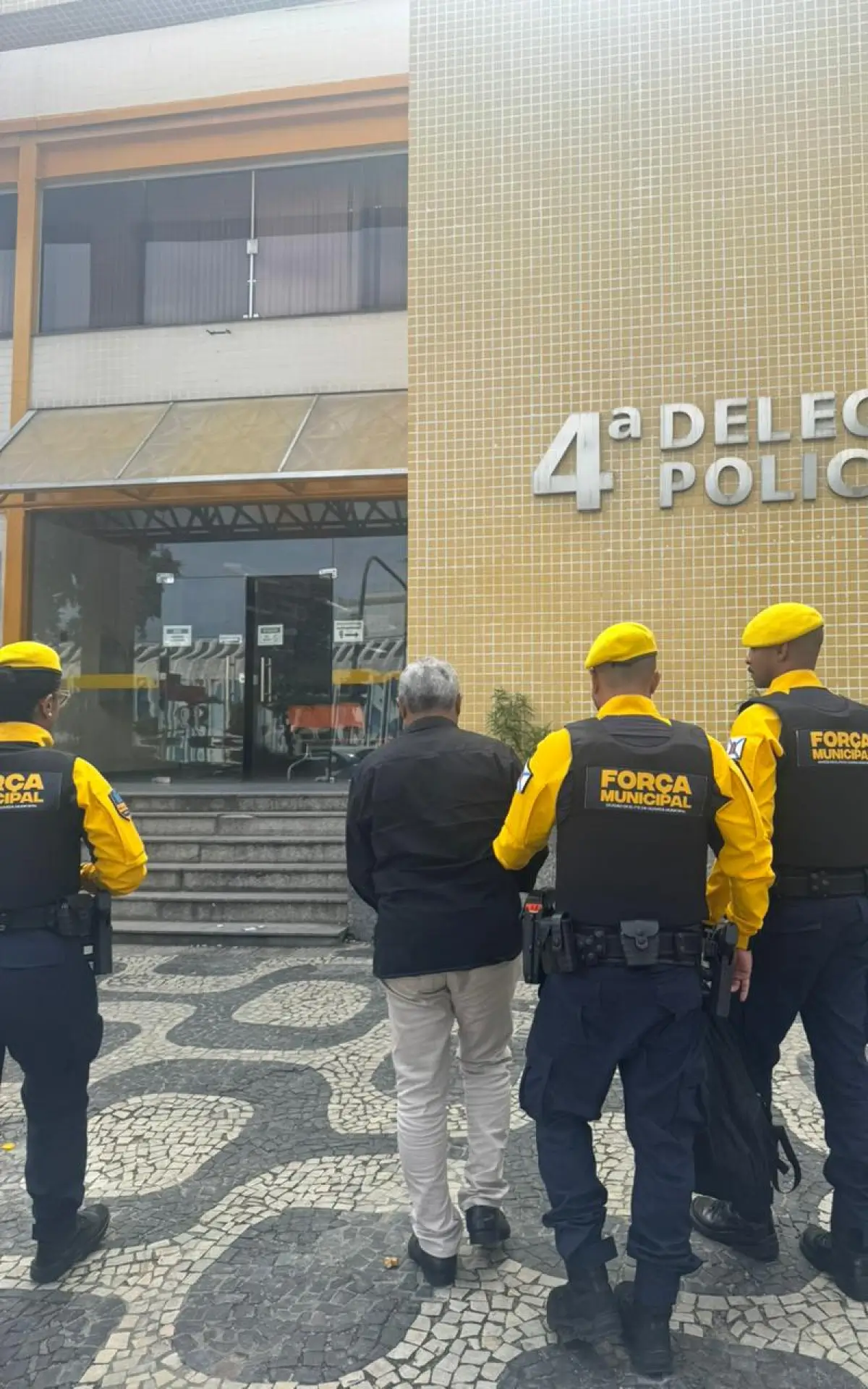 Força Municipal prende homem por furto