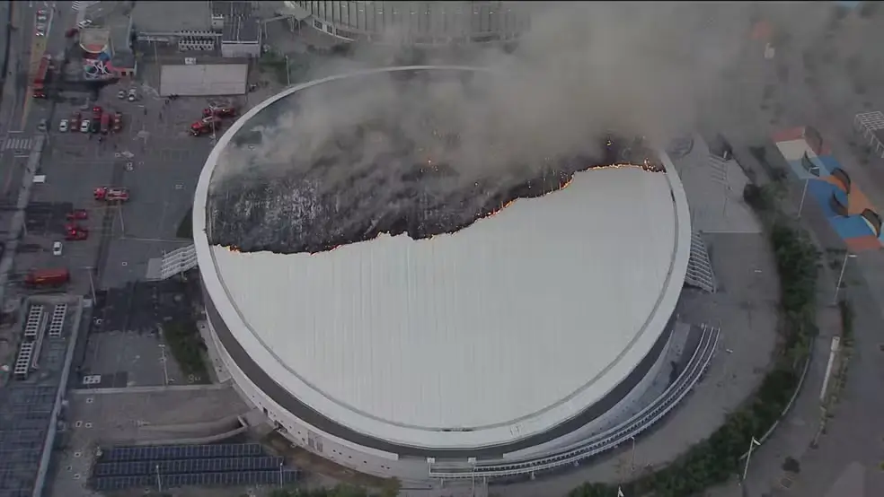 Incêndio no Velódromo do Parque Olímpico