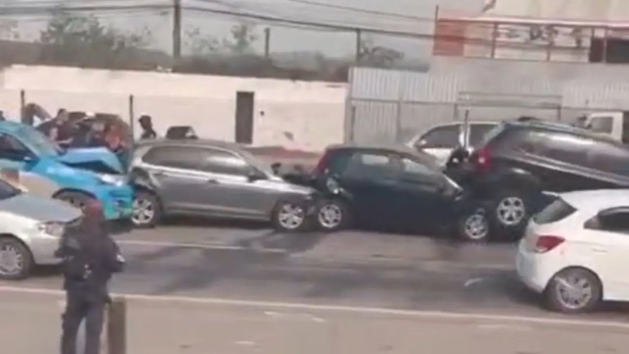 engavetamento na Niterói-Manilha