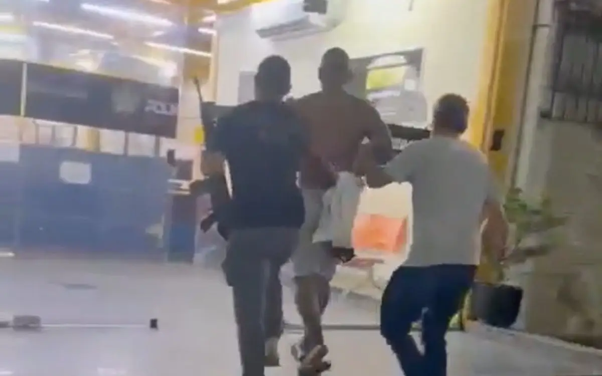 homem preso por estupro após encontro por aplicativo