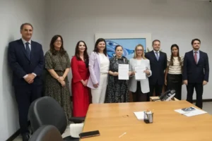 Secretaria de Estado de Saúde e TJ-RJ