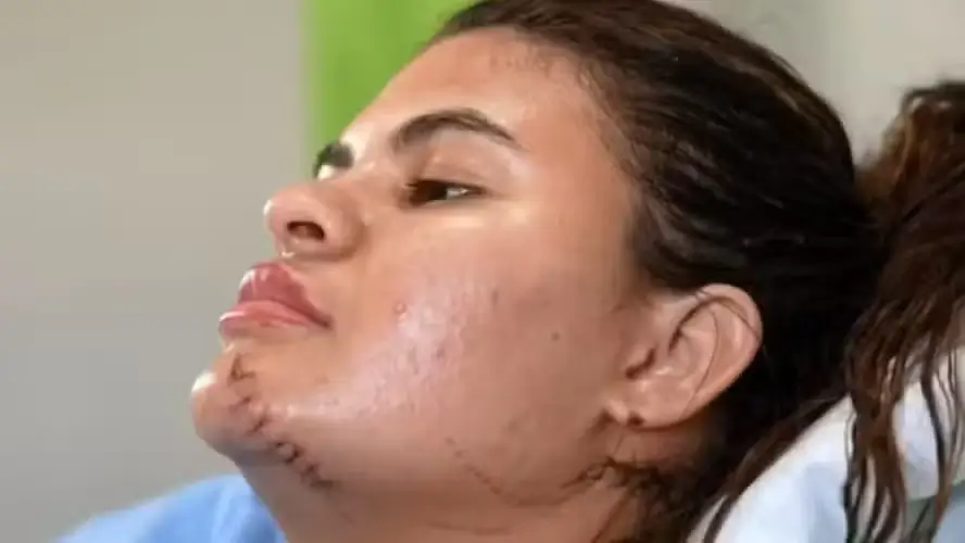 Ana Clara Oliveira