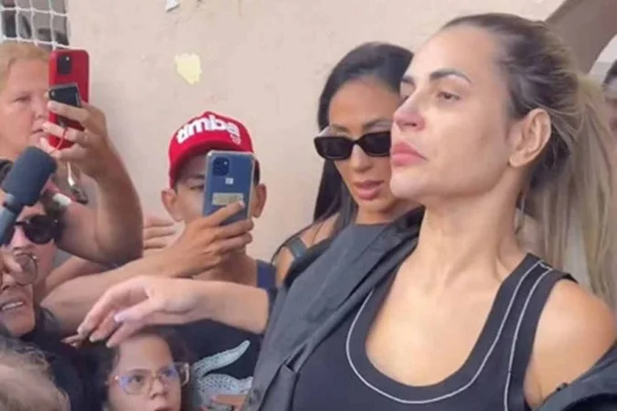 Deolane Bezerra foi presa
