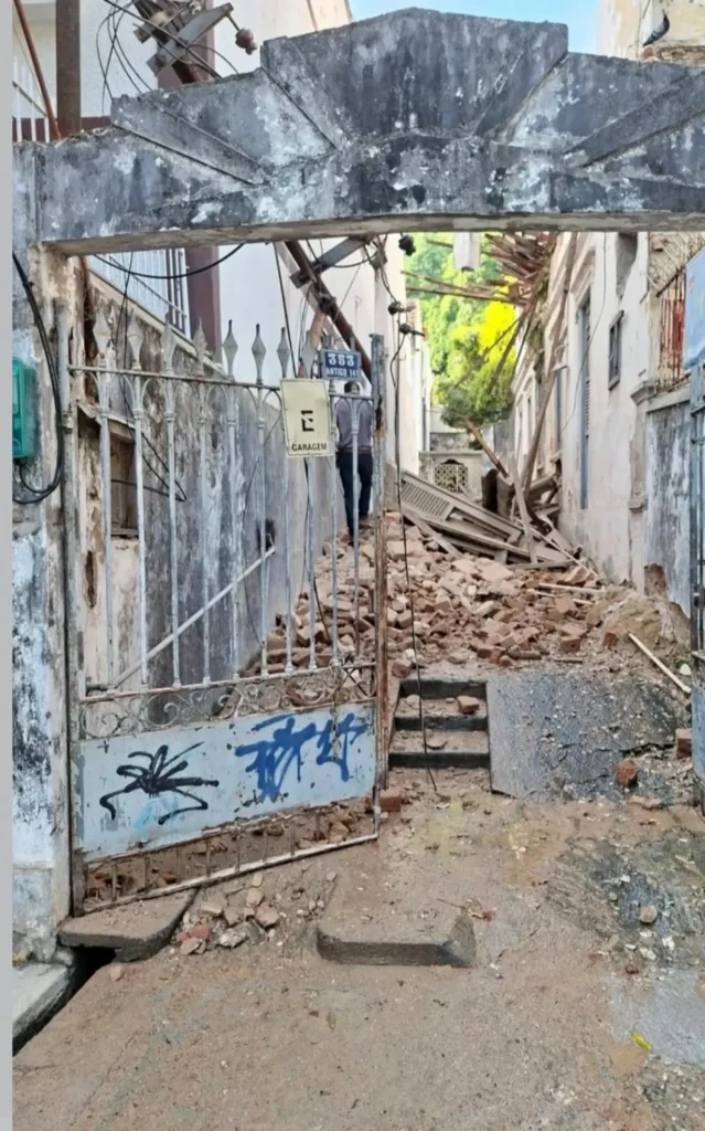 casarão desaba em Botafogo
