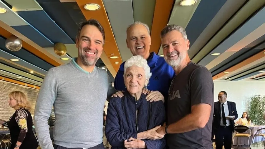 Mãe de Tadeu Schmidt, Dona Janira
