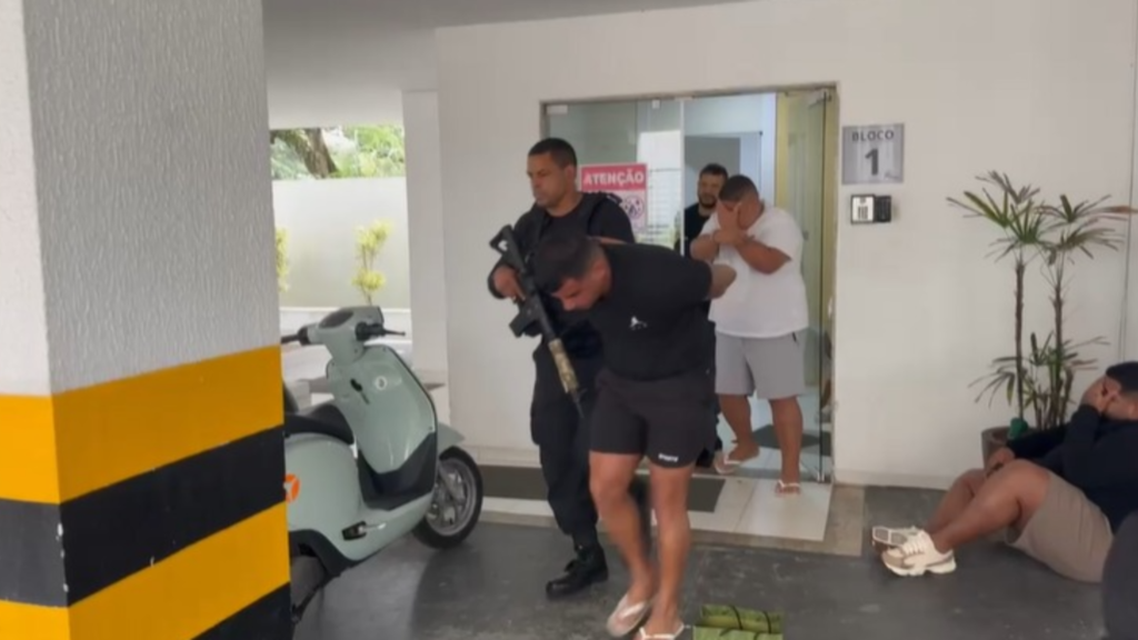 Polícia prende suspeitos de golpe contra idosos no Rio