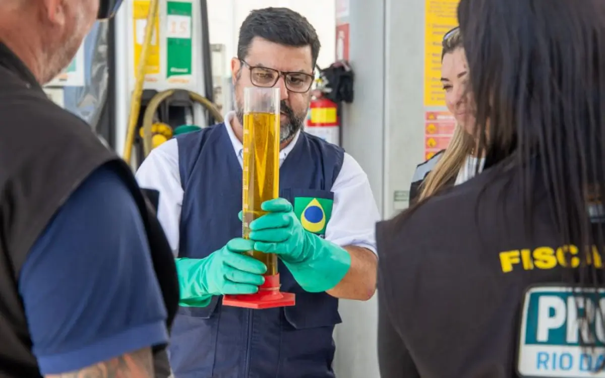 Postos de combustíveis em Rio das Ostras