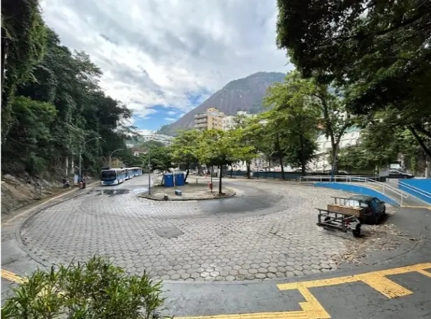 praça no Cosme Velho