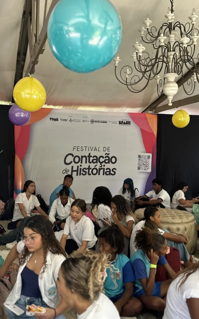 Contação de histórias