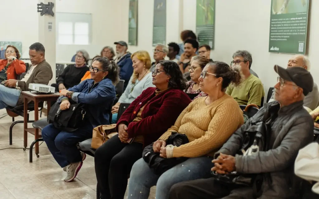 Curso gratuito de IA para moradores