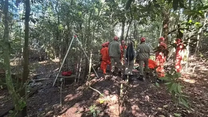 Polícia Civil Descobre Cemitério Clandestino