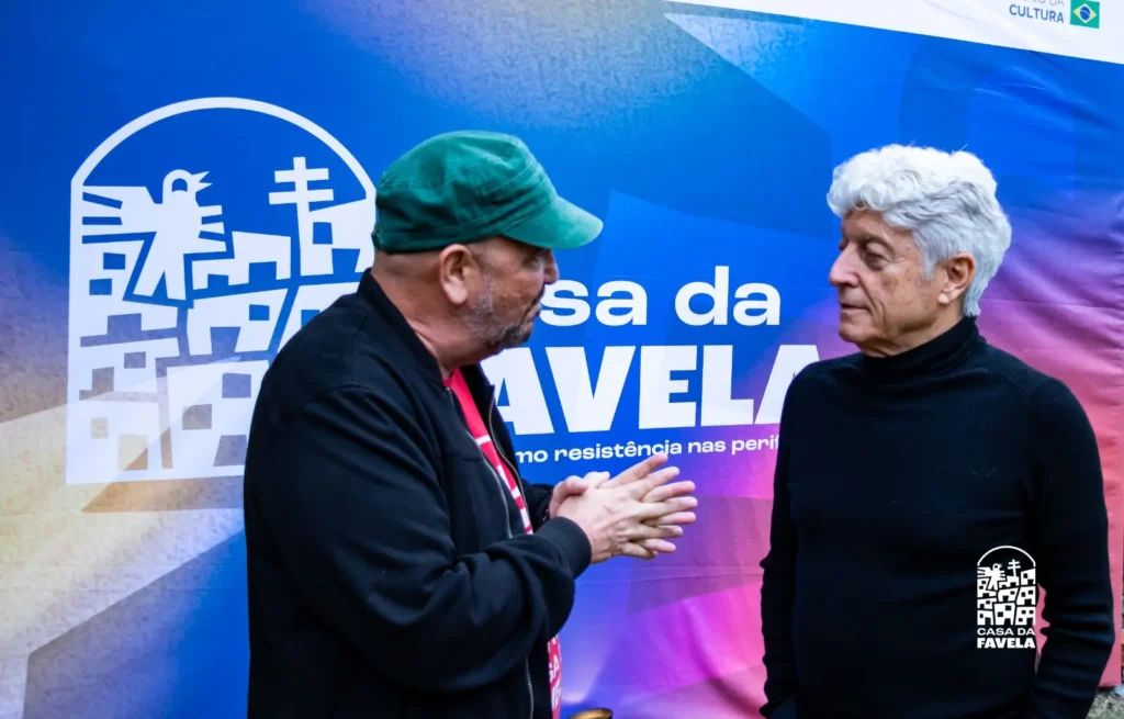 Caco Barcellos na Flip