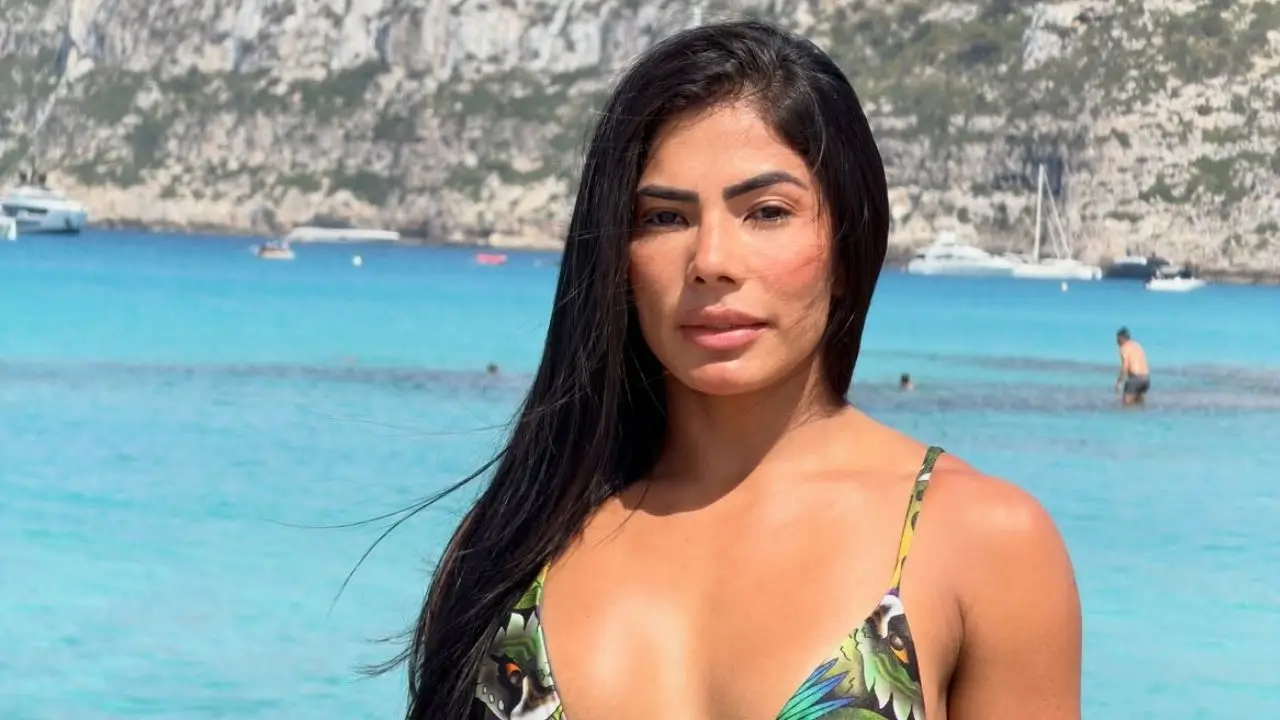 Ex-BBB Marciele
