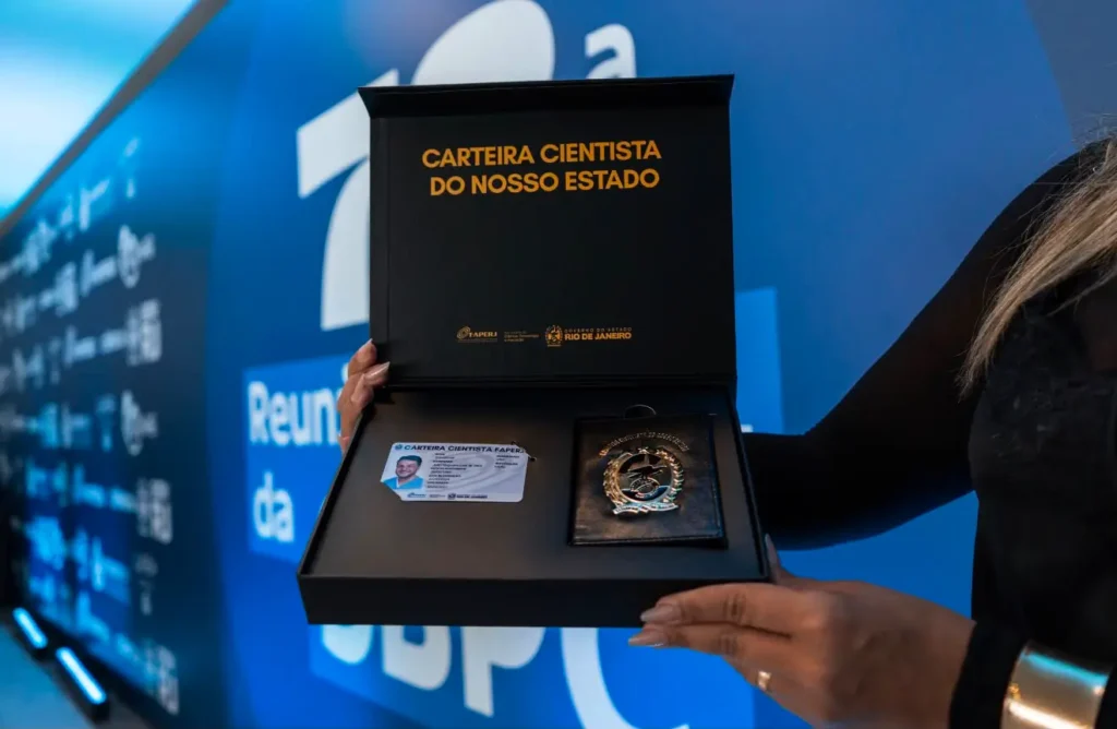 Carteira Cientista do Nosso Estado