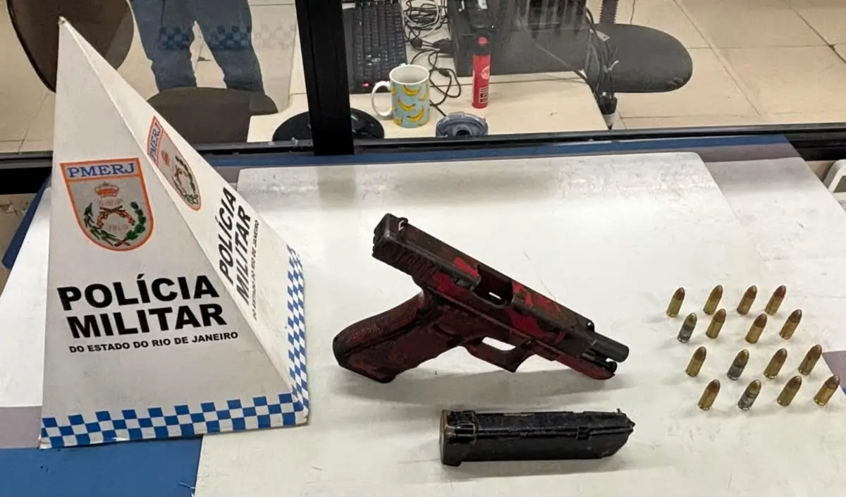 Jovem de 18 anos é preso com pistola e munições na Cascatinha