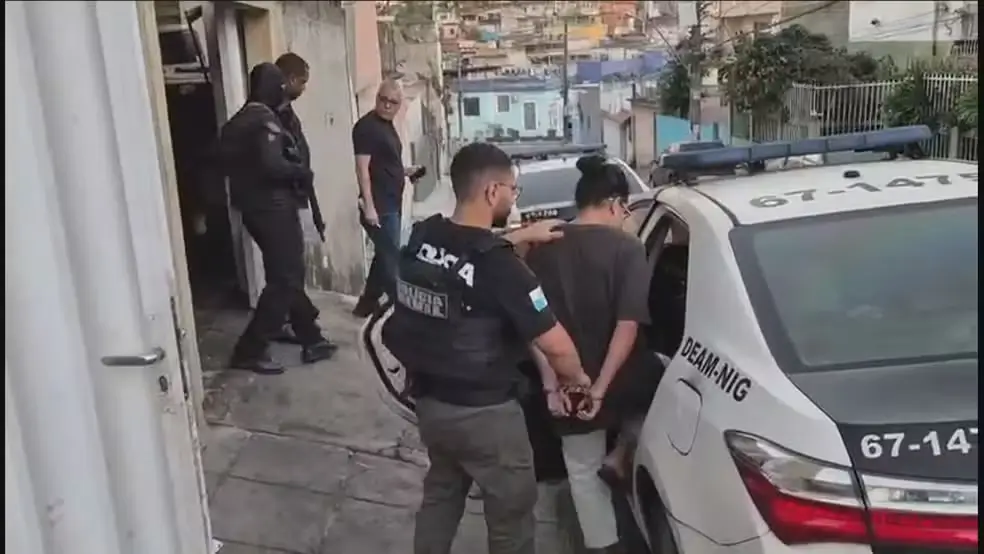Mulher presa por vener Remédios Ilegais