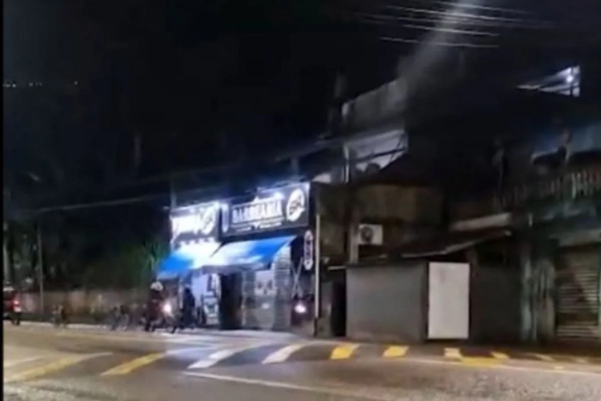 Rodovia Oswaldo Cruz, no bairro Ipiranguinha