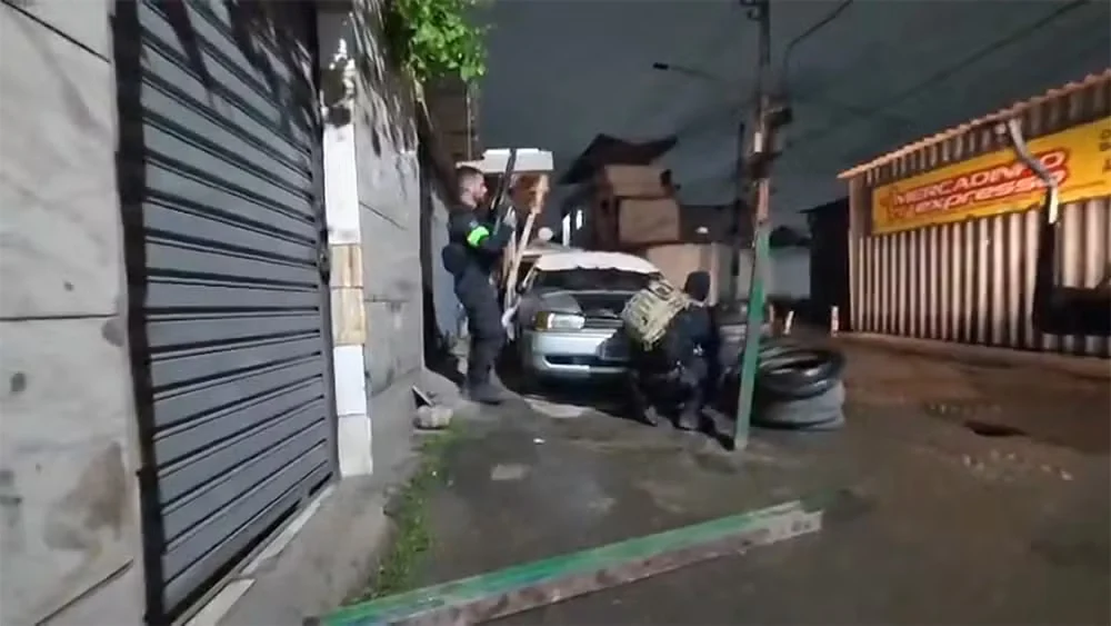 Operação Contenção