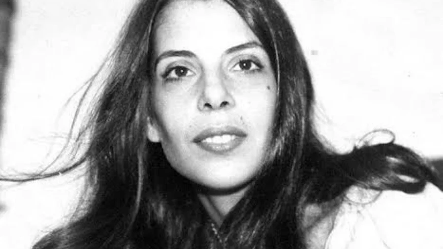 Claudia Savaget