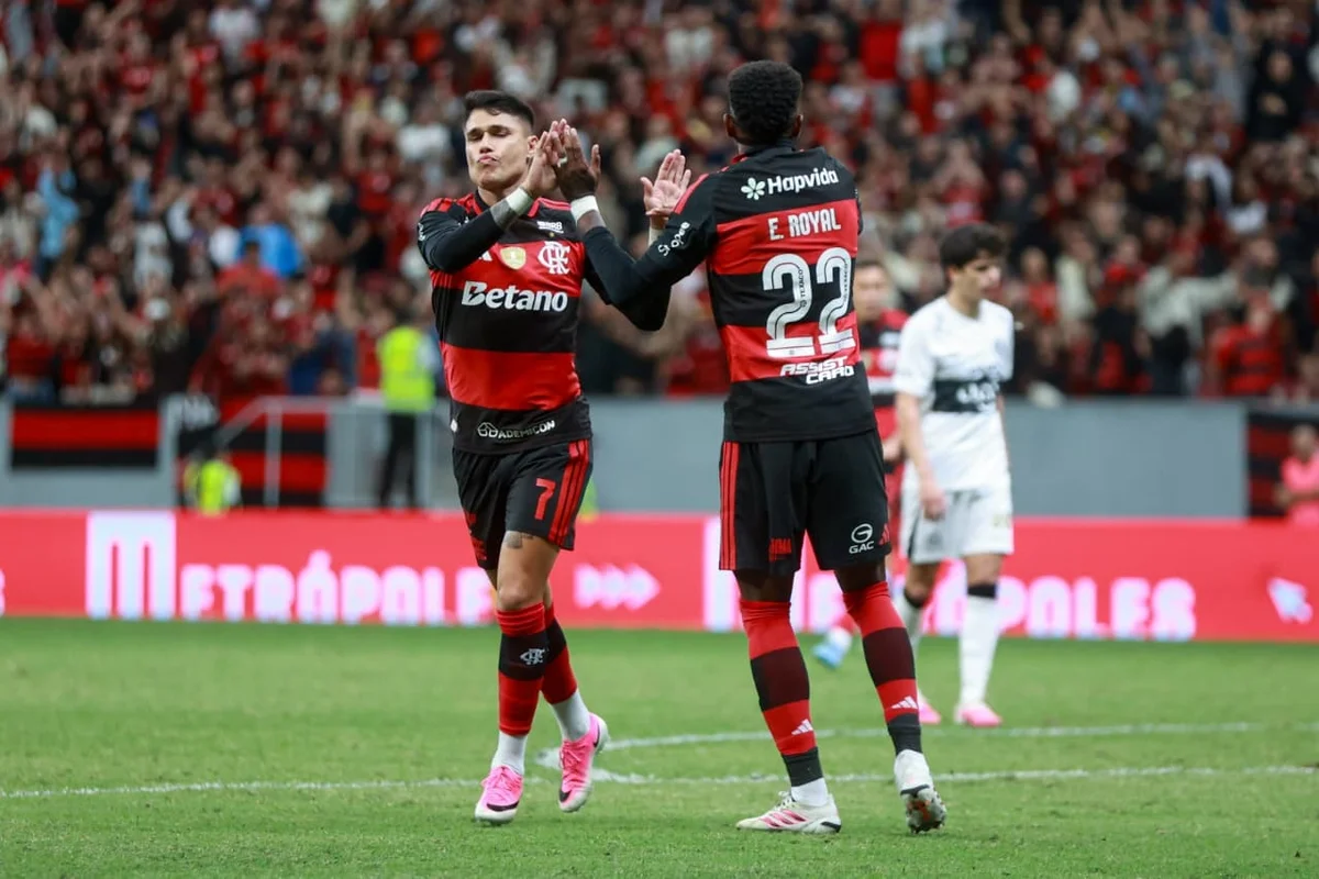 Flamengo Goleia Olimpia