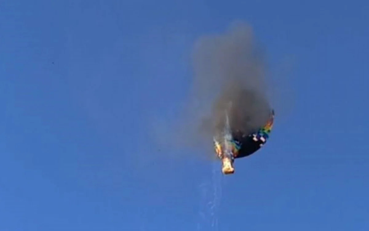 Balão Incendeia Itacoatiara, Niterói