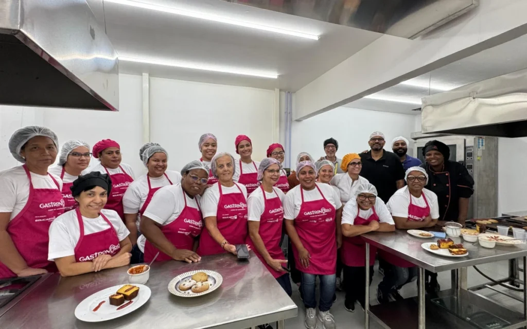 Curso Gratuito de Culinária "Mão na Massa"