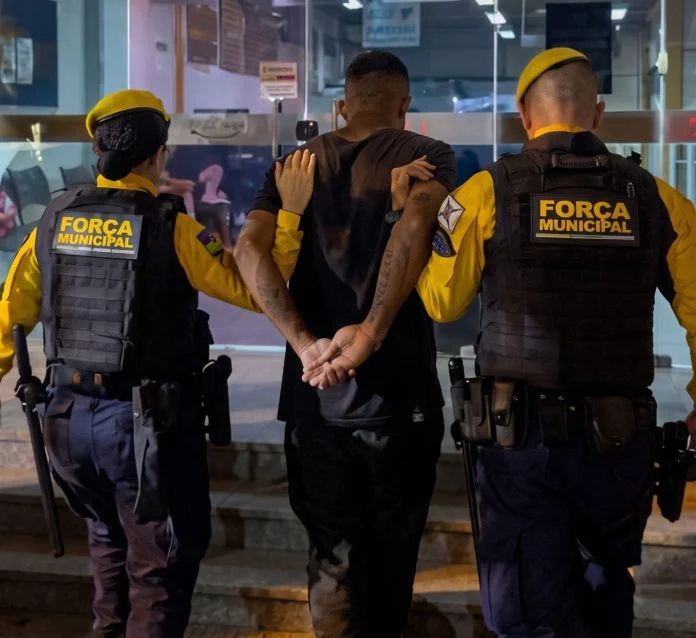 Força Municipal Captura Foragido da Justiça