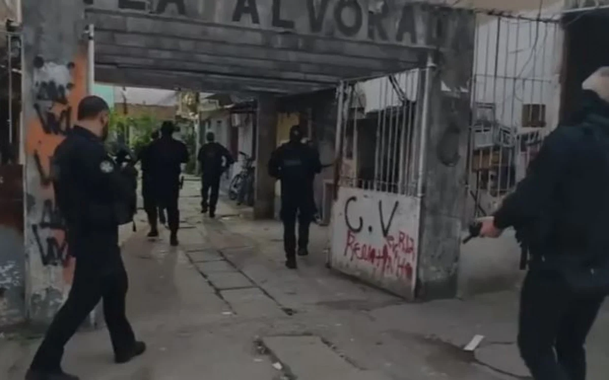 Operação Contenção
