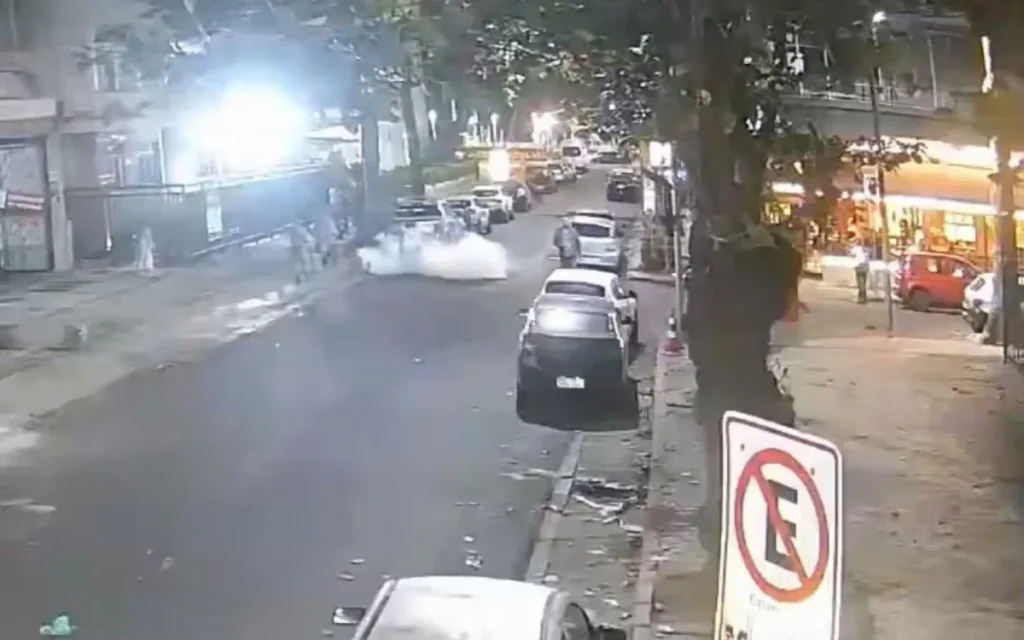Carro da Prefeitura de Copacabana Atacado com Coquetel Molotov