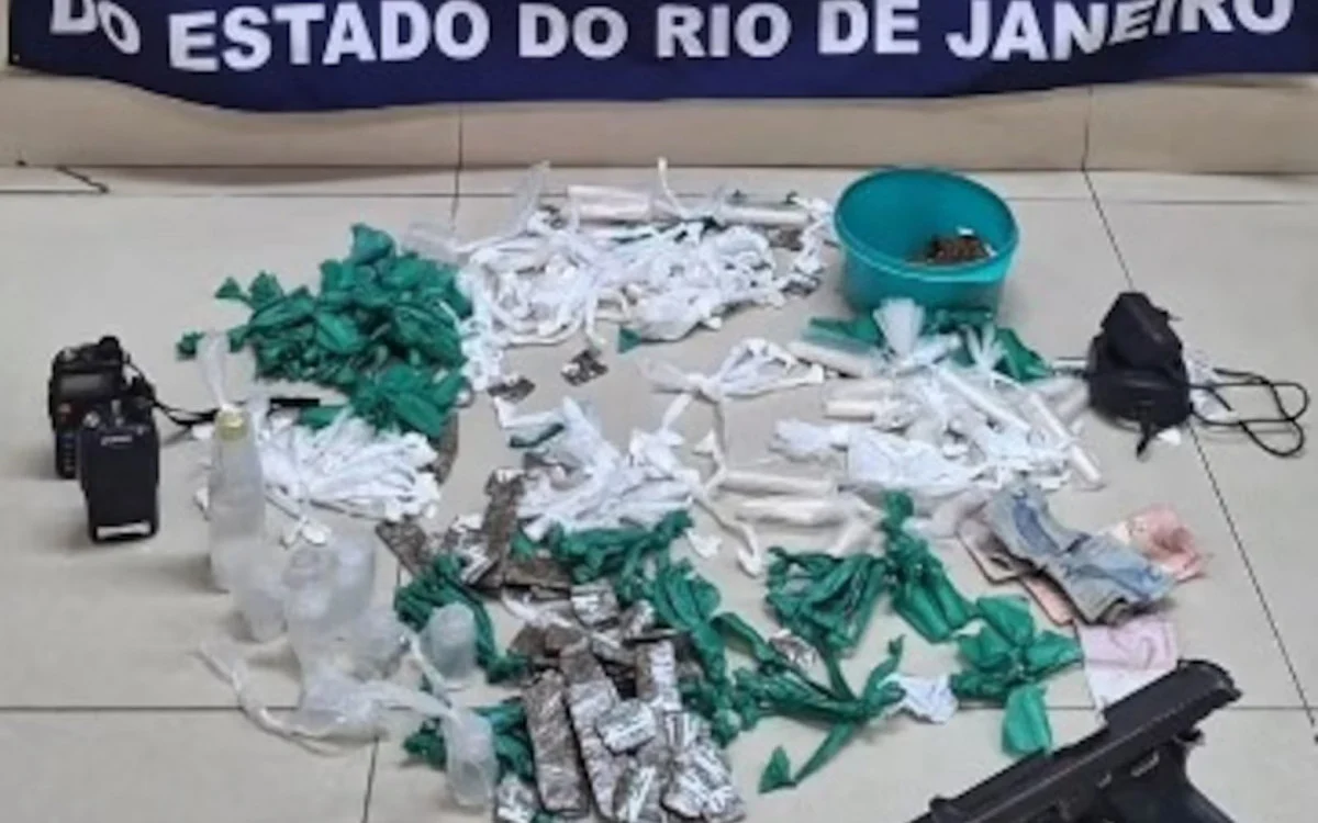 Drogas apreendidas em Belford Roxo